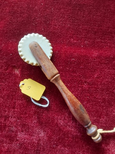 Altes teigrad teigradl holz - ;,