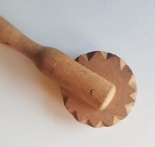 Altes Teigrad Teigrädchen